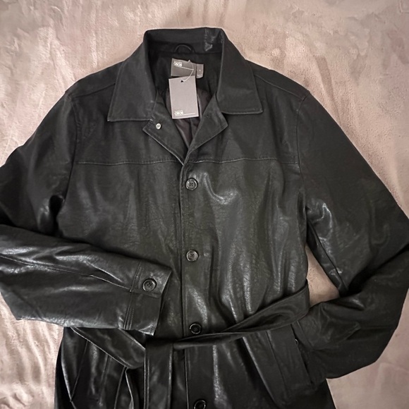 ASOS DESIGN Men’s Faux Leather Belted Trench Coat In Black Size: XL - Picture 9 of 15